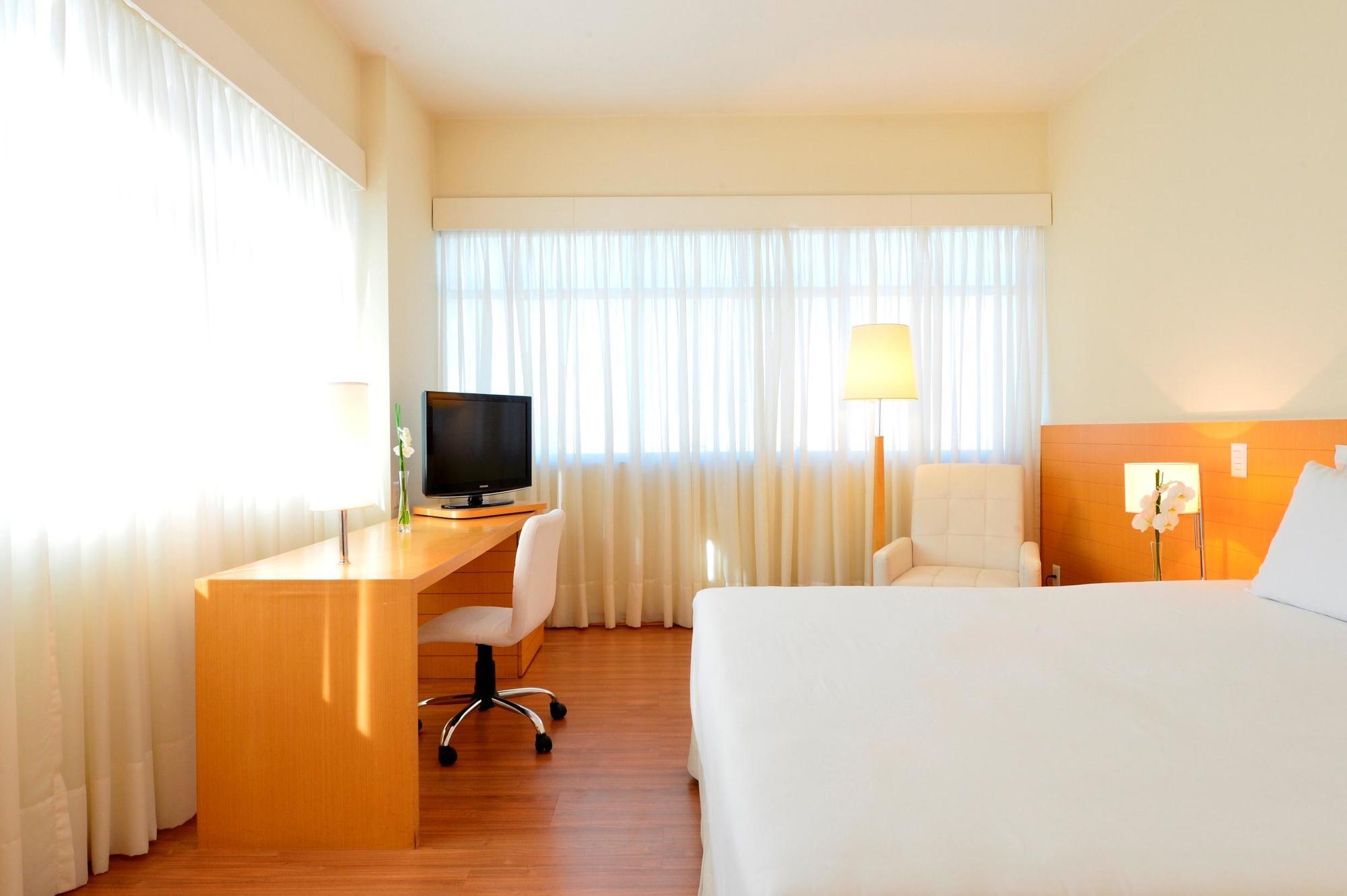 Pestana Curitiba Hotell Exteriör bild